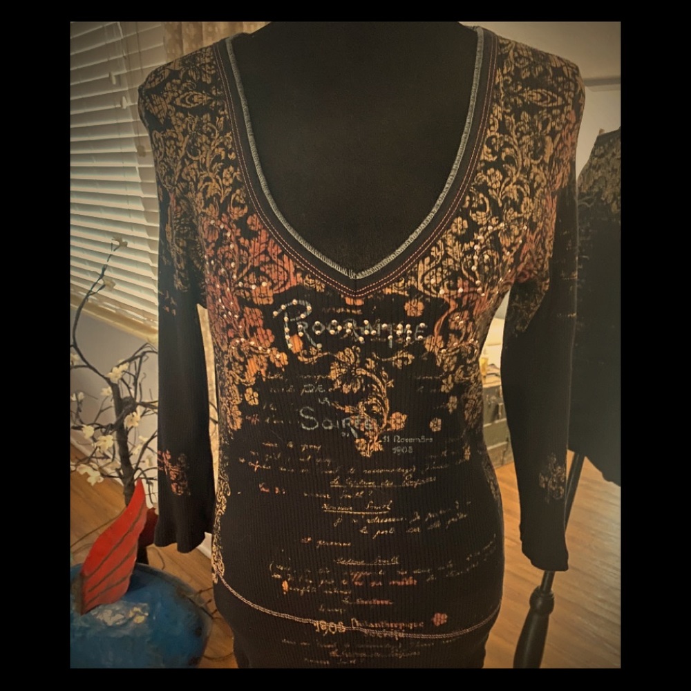Ladies casual top